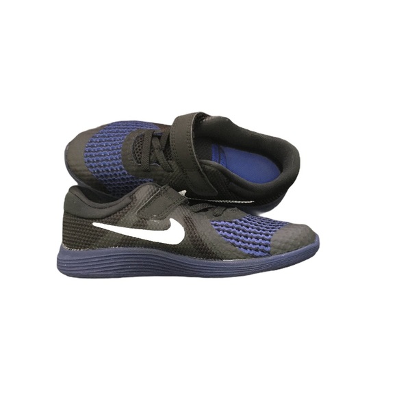 NWB Nike Revolution Black Blue toddler Sneaker 10C - Picture 2 of 14